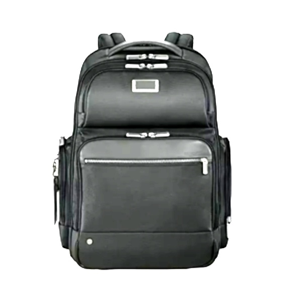 Tumi bagpack